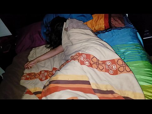 ❤️ Pinupunasan ng stepson ang kanyang batang madrasta habang natutulog ito. ❤️❌ super sex sa amin tl.xxxhdporn.ru ️❤